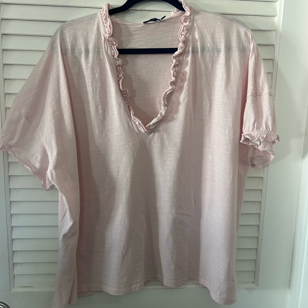 Women's Short Sleeve Ruffle Top